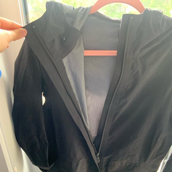 Lululemon Spring/Fall Jacket - Picture 1 of 8